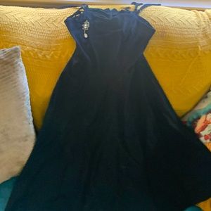 Kids medium zip up dress, with pendant